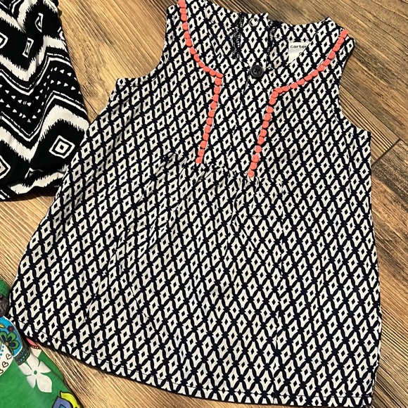 3 6-9 Sleeveless Tops - Picture 2 of 8